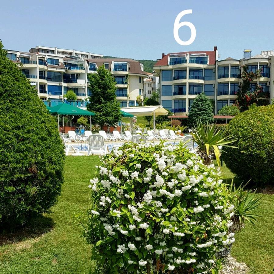 Riviera Complex 6 Hotel Sveti Vlas Buitenkant foto