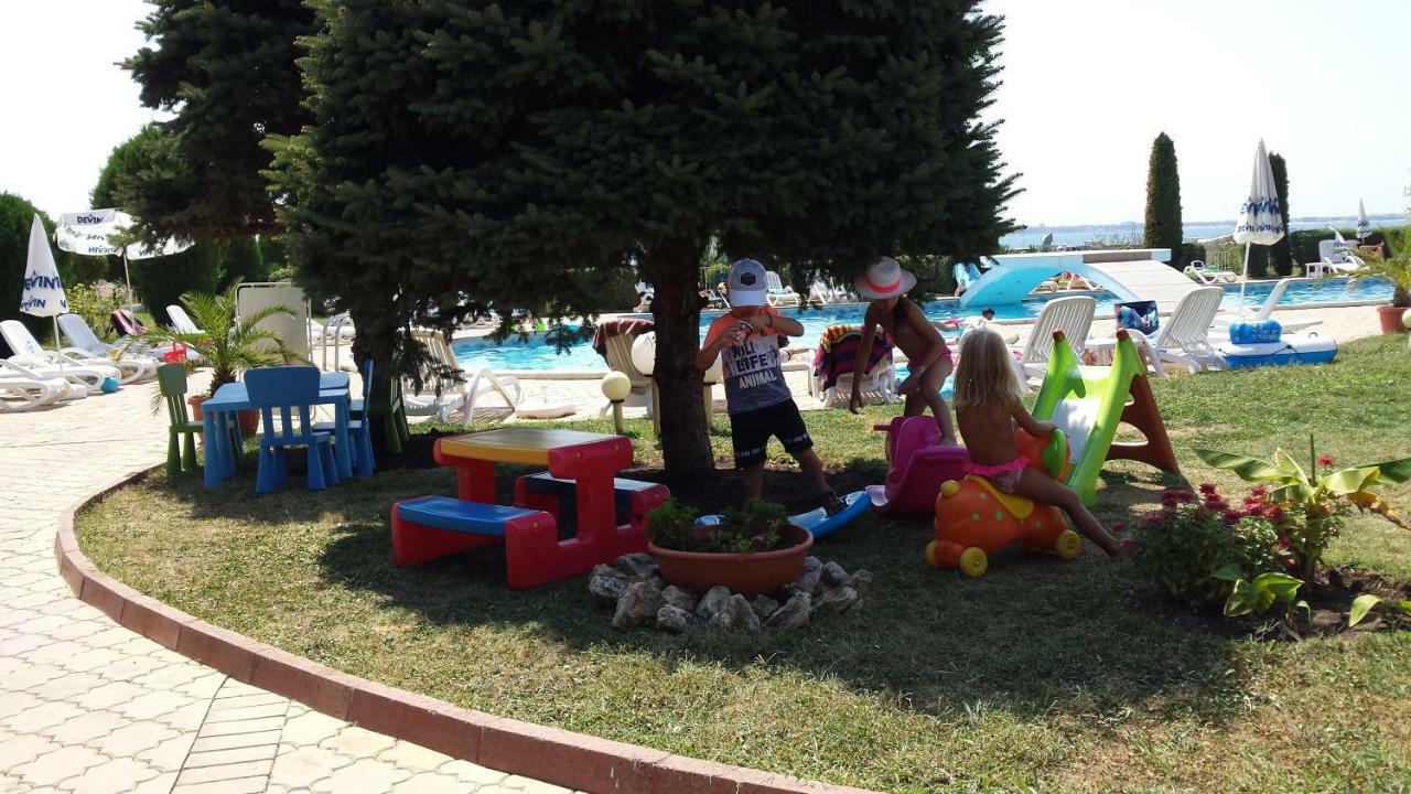 Riviera Complex 6 Hotel Sveti Vlas Buitenkant foto